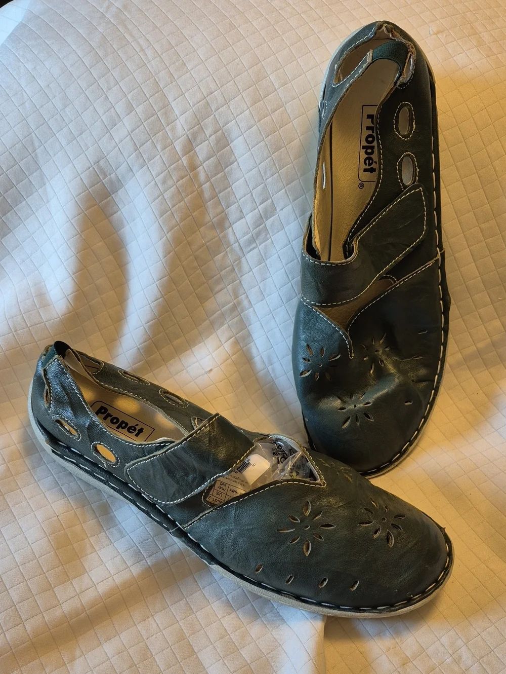 Propet Women's 11WW Dark Teal Open Eyelet Shoe